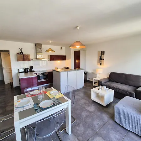 Apartman Coeur Des Sablettes, En Face, Clim, Wifi... *